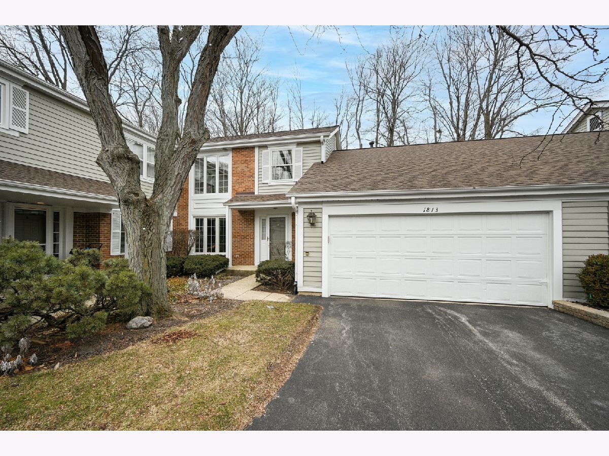 Adare Farms Wheaton IL, Townhomes & Condos & Homes For Sale & For Rent