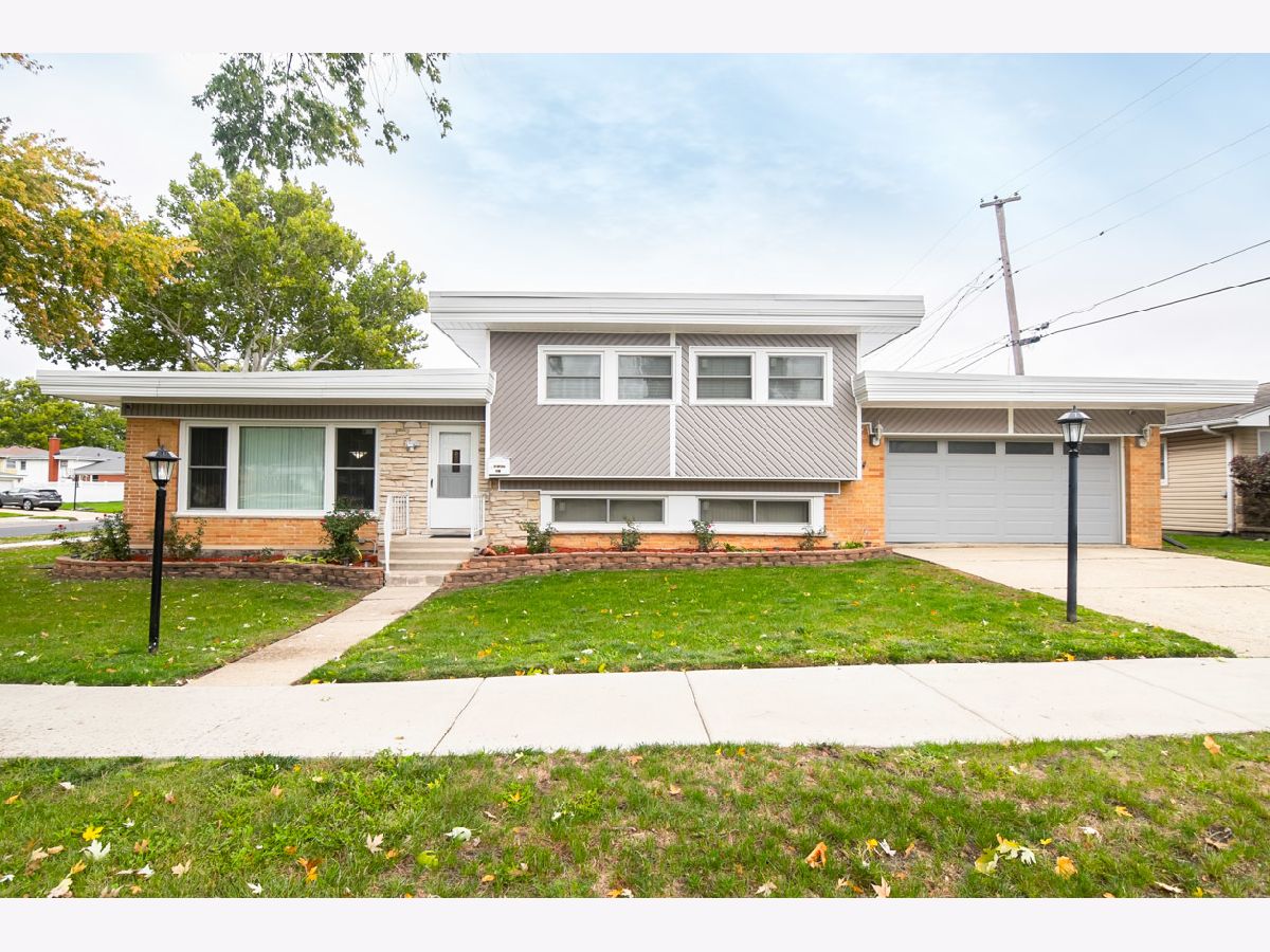 Homes & Townhomes Sold Highview Park Addison Illinois, 1 Lincoln
