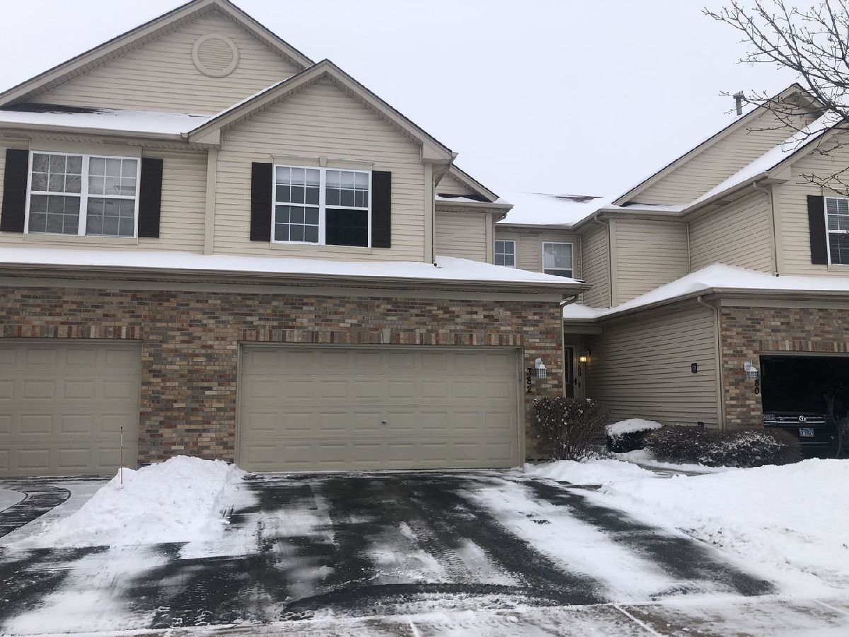 Townhomes & Condos Rented Fieldstone Elgin Illinois, 382 Littleton