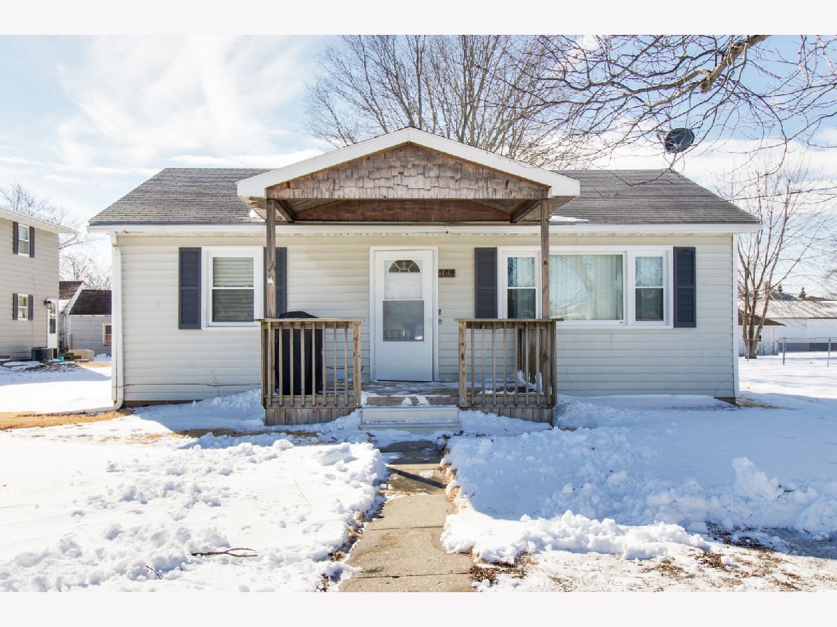 Sold Hopedale Illinois, 108 Washington