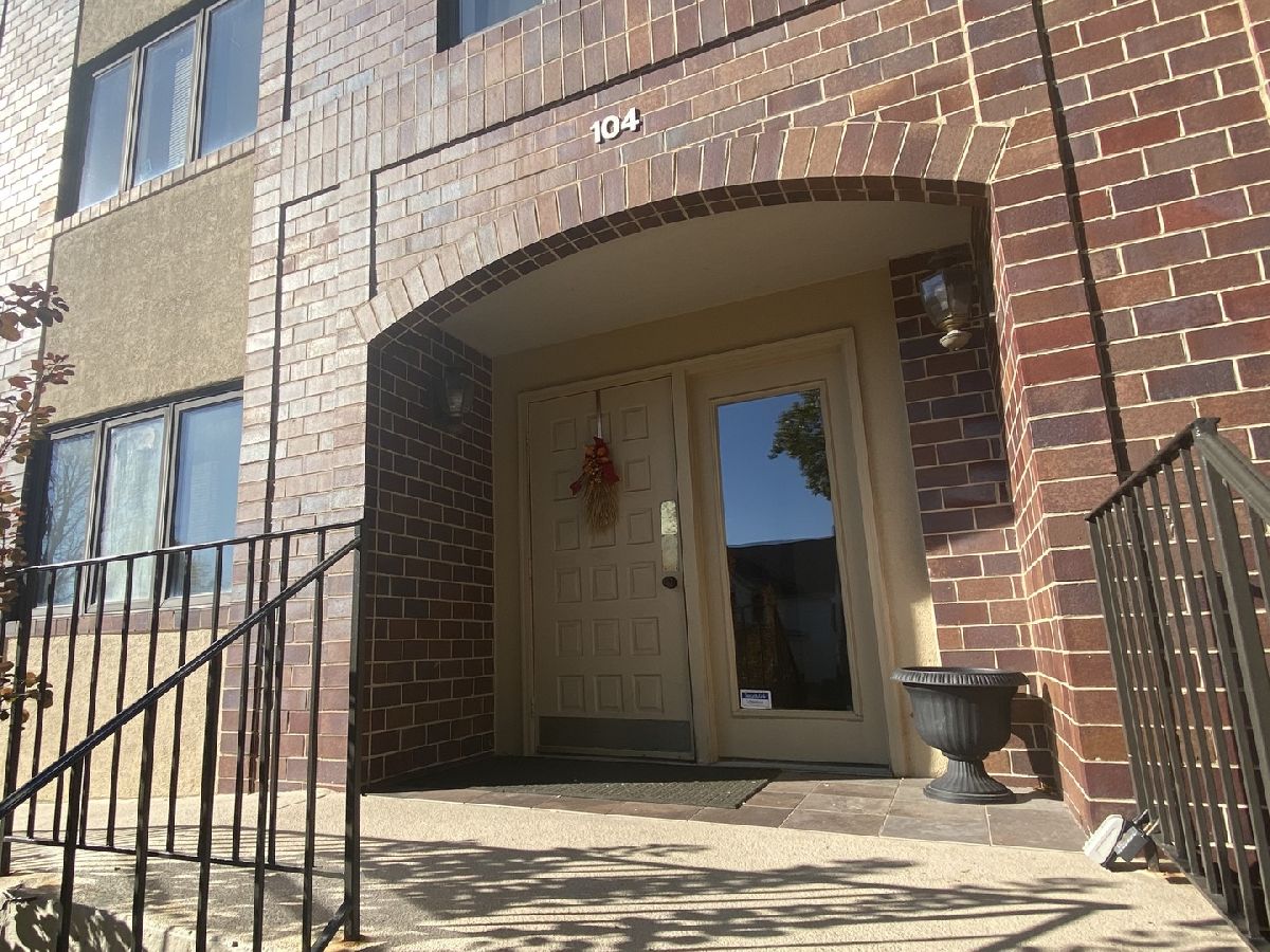 Condominiums & Homes Sold Parkview Of Arlington Heights Arlington Heights Illinois, 104 Pine