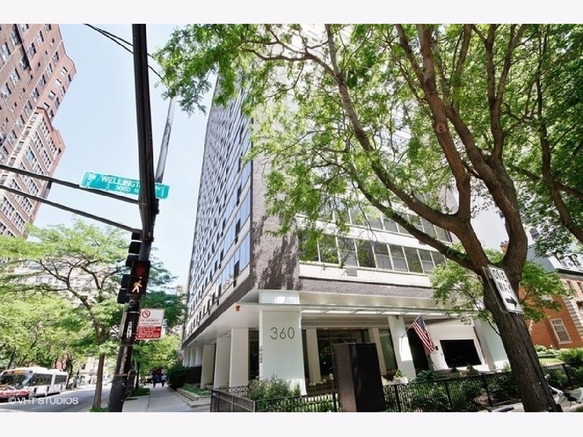 Condominiums Sold The Wellington Chicago Illinois, 360 Wellington