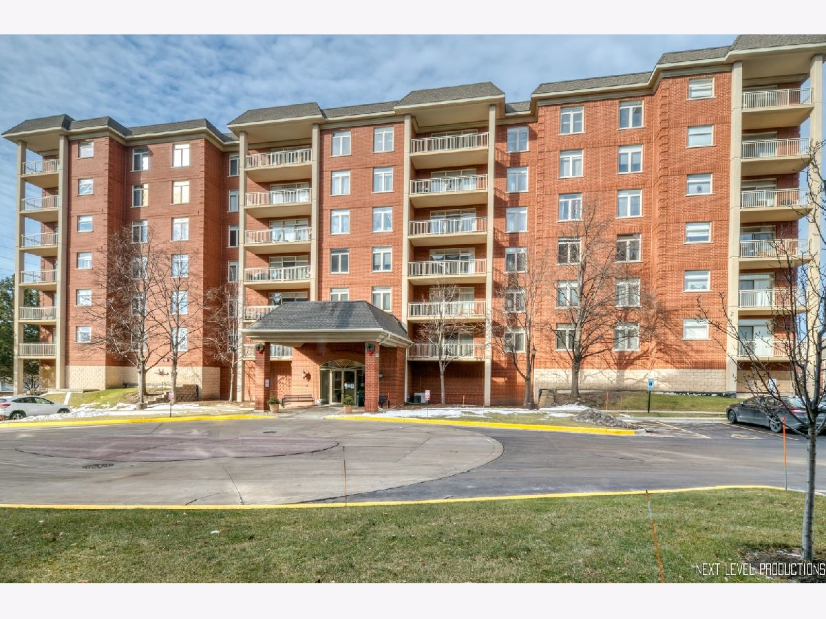Condominiums Sold The Woodlands Morton Grove Illinois, 8400 Callie