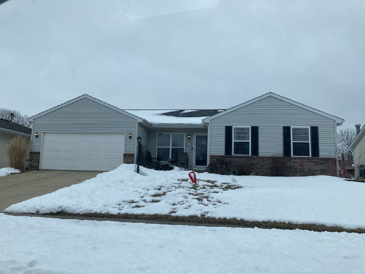 Homes & Condos & Townhomes Sold Westlake Champaign Illinois, 3110 Old Warson