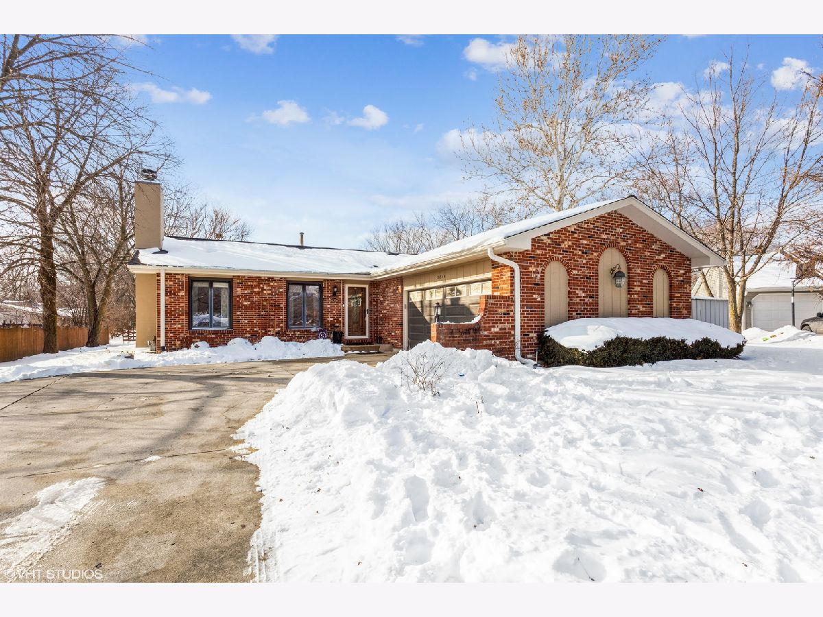 Homes Sold Andermann Acres Naperville Illinois, 10350 Brenner