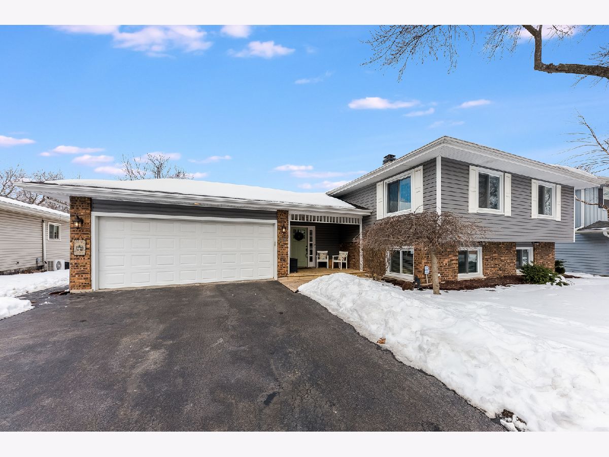 Homes Sold Prentiss Creek Downers Grove Illinois, 2236 Westfield