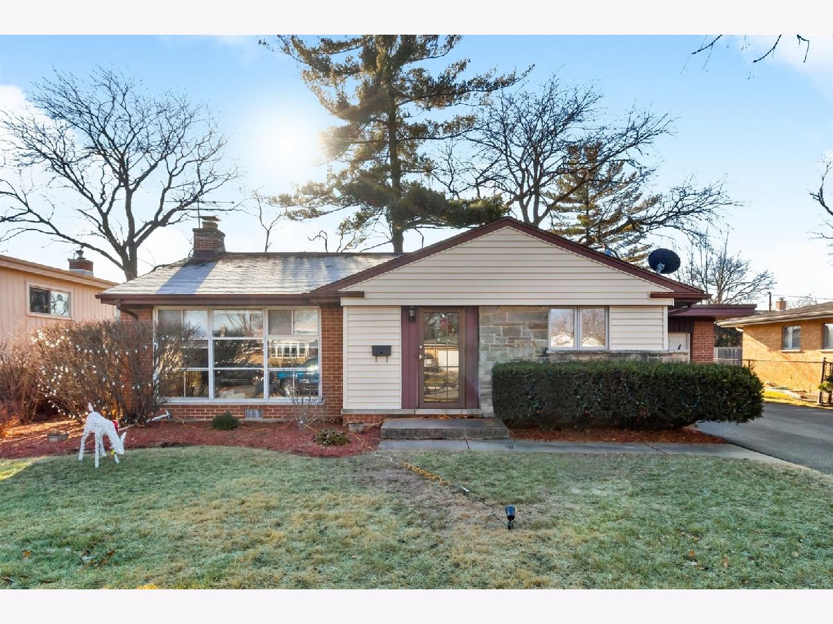 Homes Rented Brynhaven Elmhurst Illinois, 356 Church