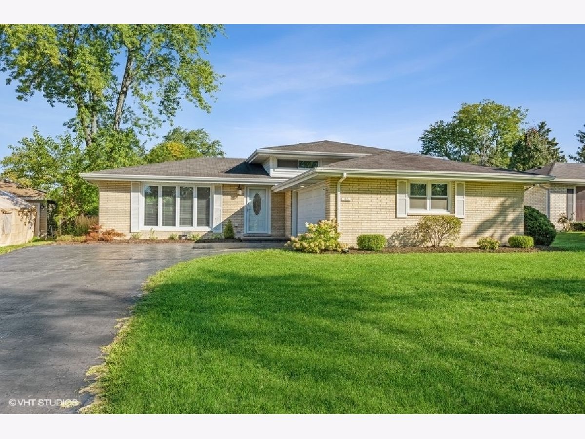 Homes Sold Newfield Manor Westmont Illinois, 46 56th