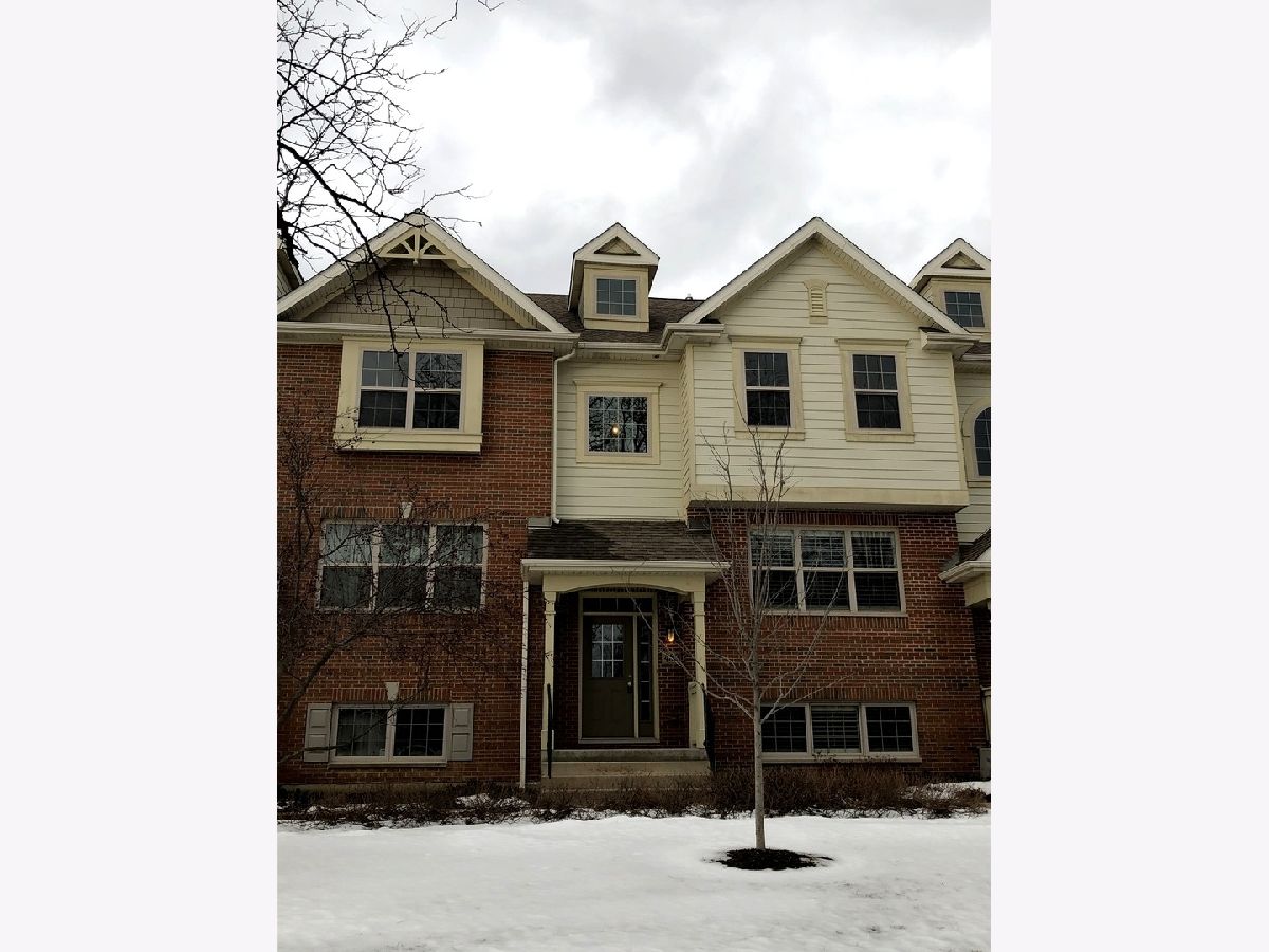 Townhomes Rented Courtyards Of Glen Ellyn Glen Ellyn Illinois, 459 Kenilworth