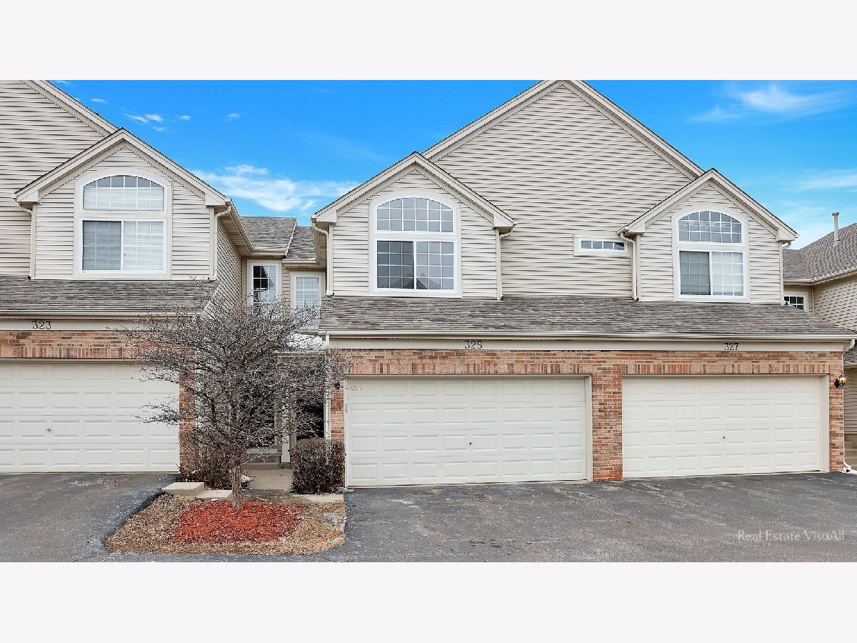 Rented Hainesville Illinois, 325 Patriot