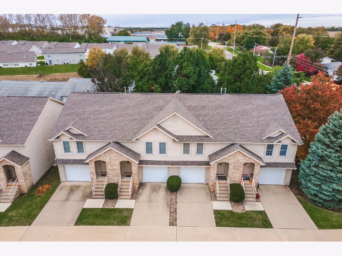 Homes & Condos & Townhomes Sold Park Place Normal Illinois, 405 Park Creek