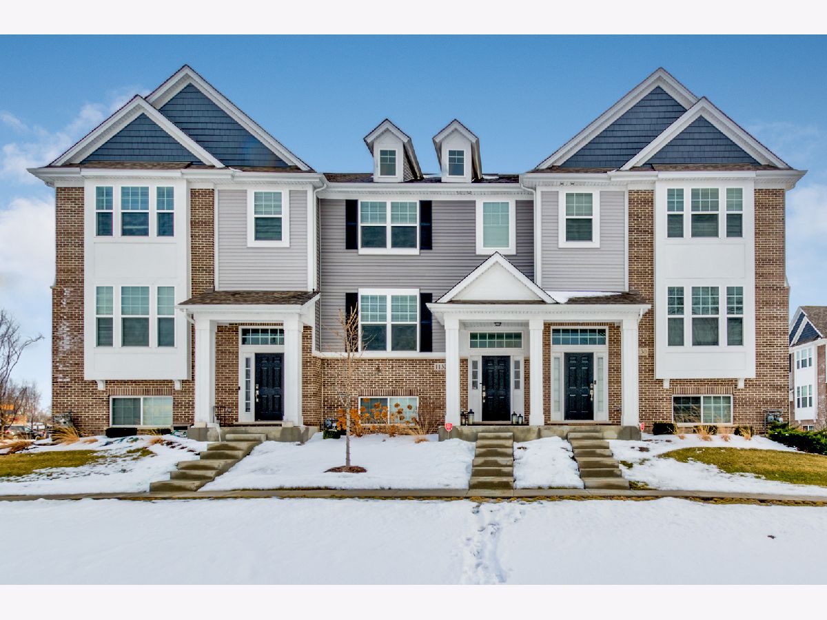 Townhomes Sold Bauer Place Naperville Illinois, 1132 Bauer