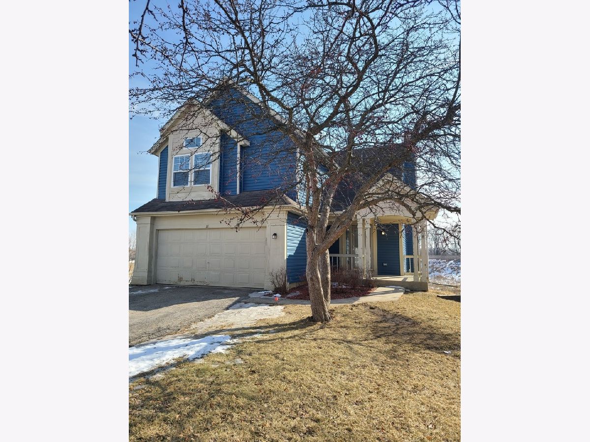 Homes Rented Sugar Ridge South Elgin Illinois, 11 Lilac