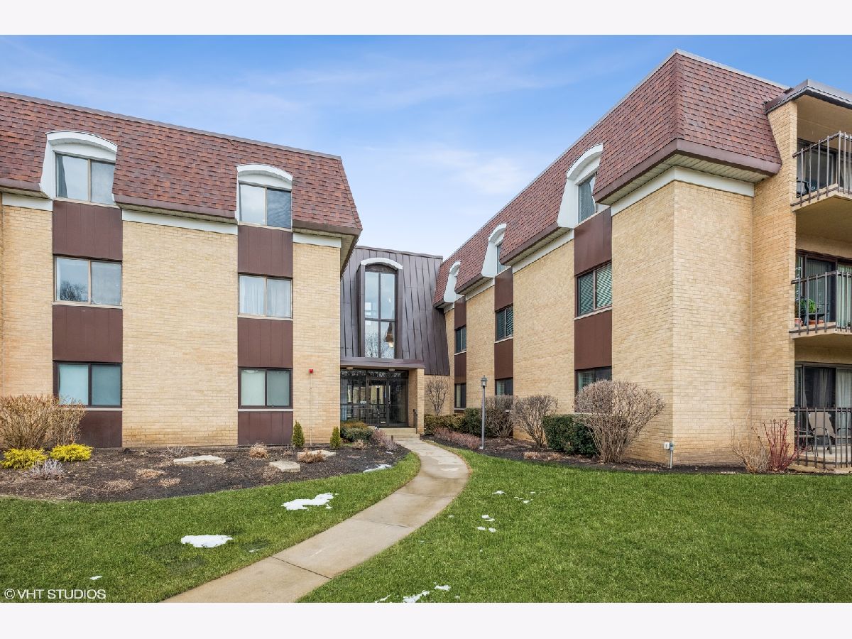 Condominiums Sold Mill Orchard Naperville Illinois, 1103 Mill