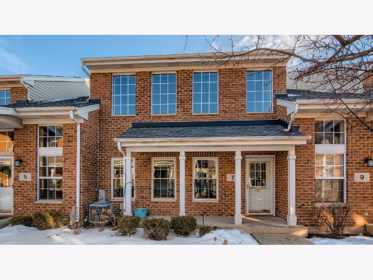 Townhomes Sold Astoria Place Elmhurst Illinois, 7 Dewalt