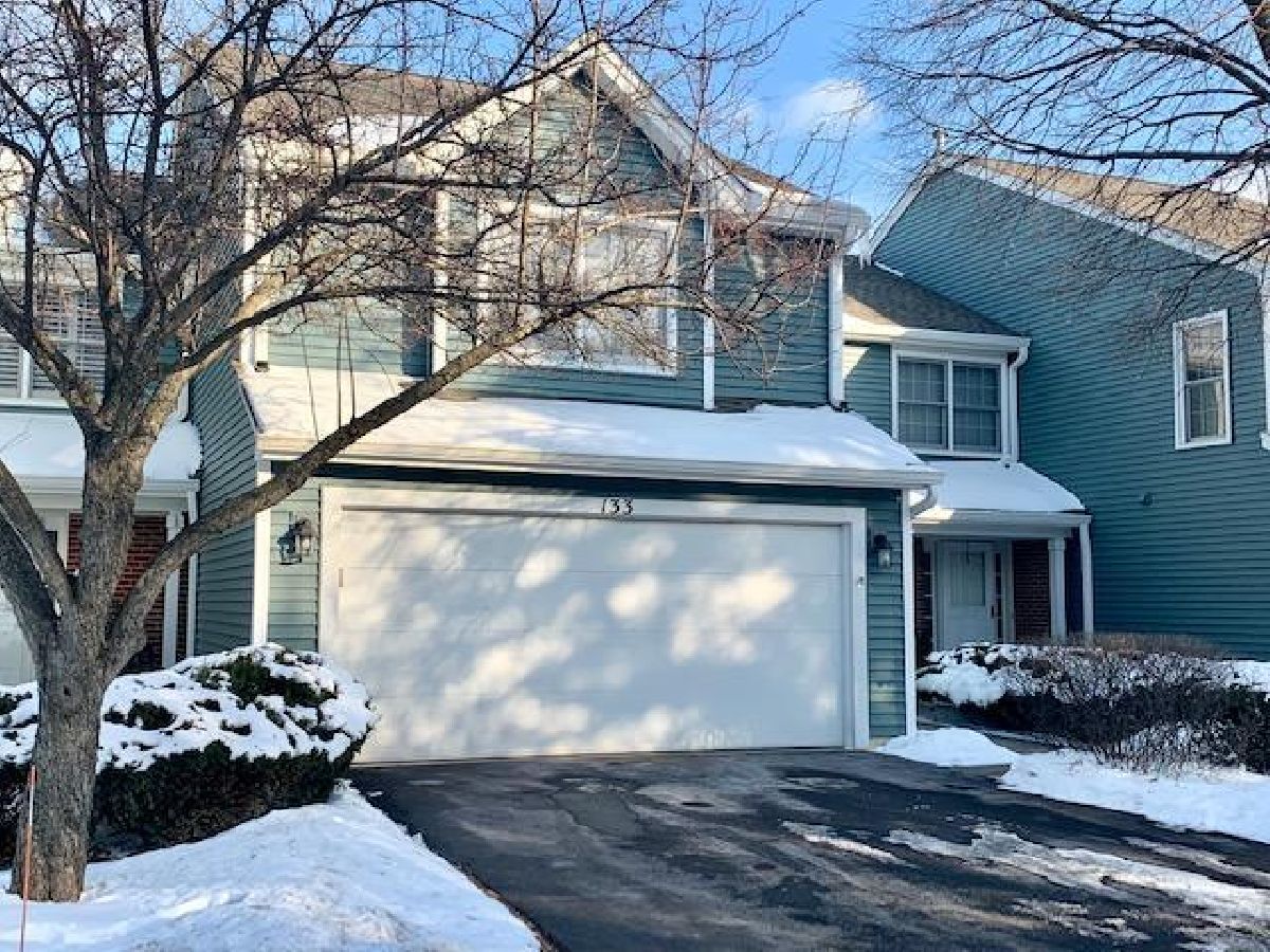 Townhomes Sold Springbrook Villas Bloomingdale Illinois, 133 Penwick