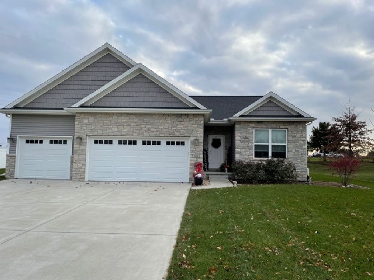 Homes Sold Meadowridge Lexington Illinois, 104 Prairie