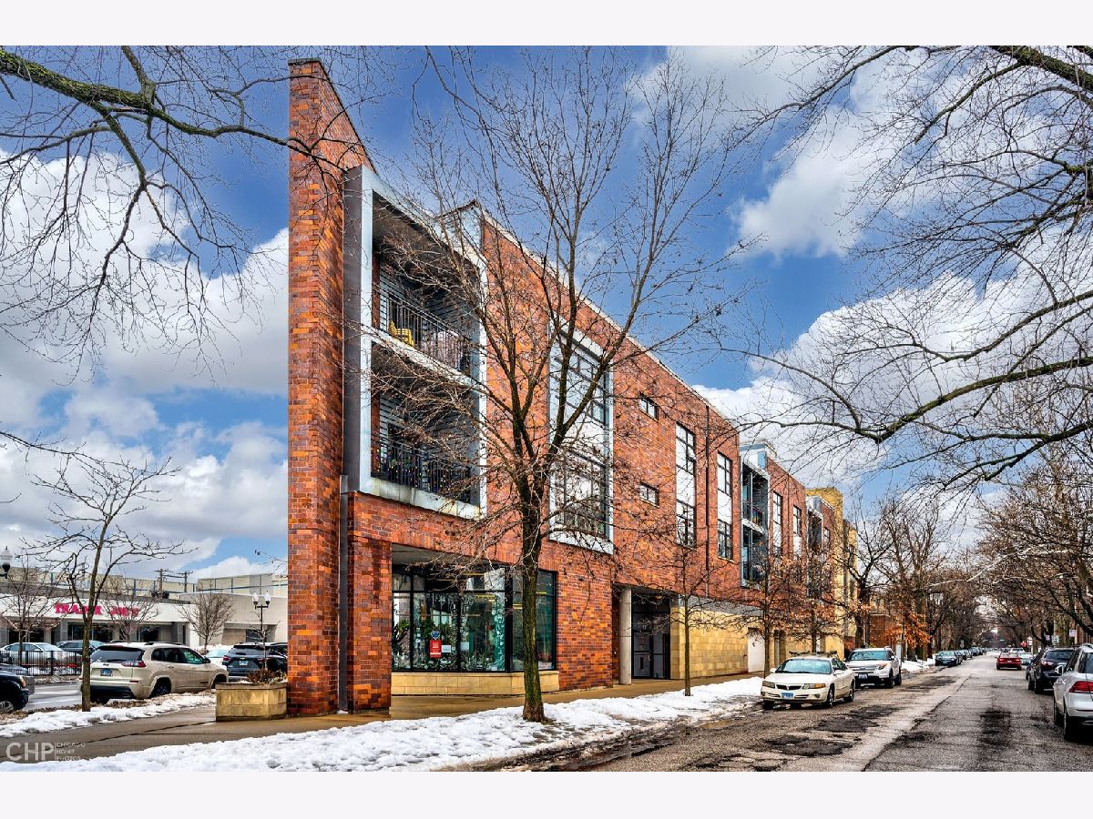 Condos & Townhomes Sold Wolcott Terrace Chicago Illinois, 3741 Wolcott