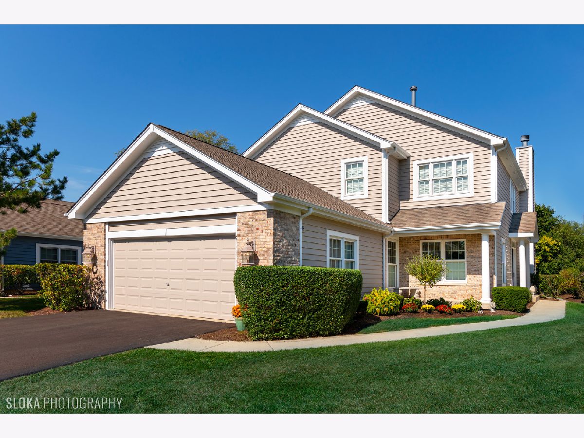 Homes & Condos & Townhomes Sold Greenview Villa Crystal Lake Illinois, 856 Villa