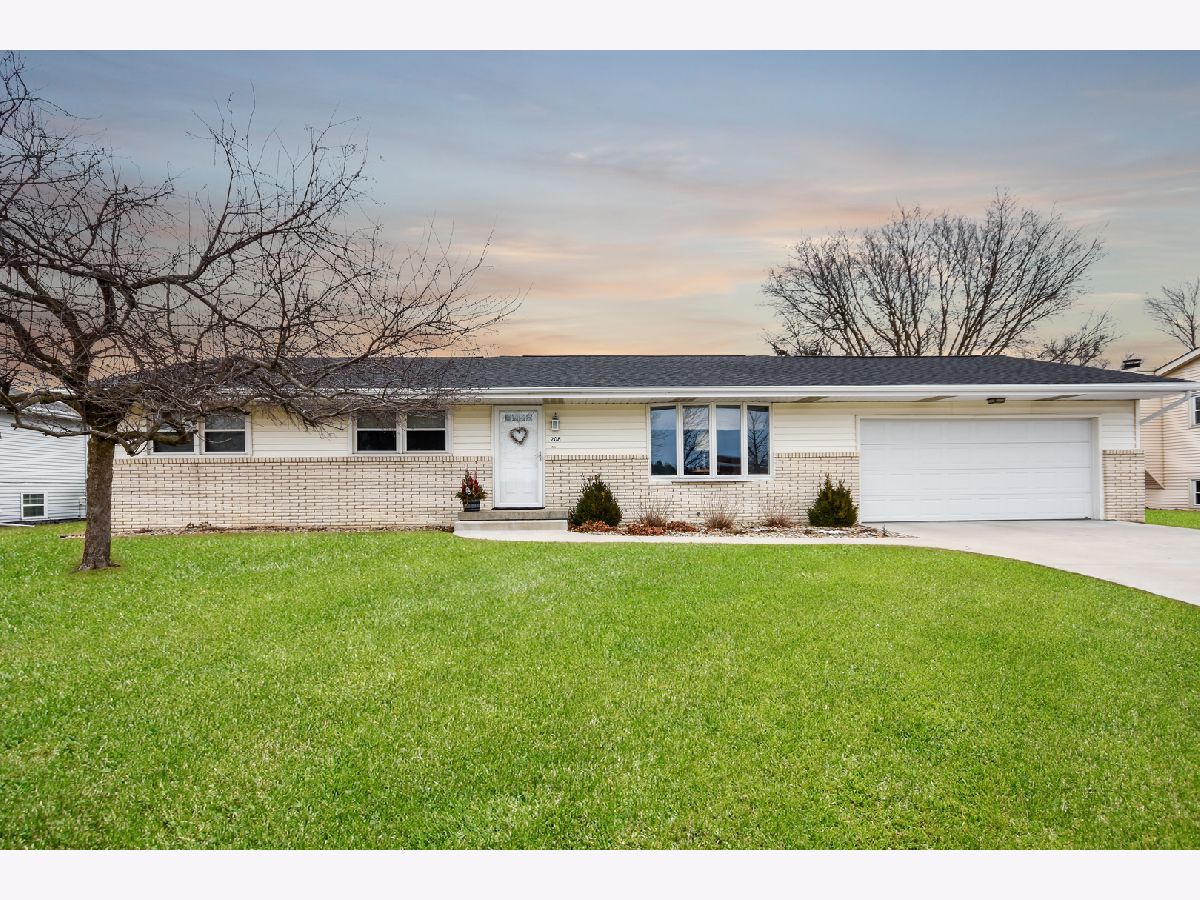 Homes Sold University Park N Normal Illinois, 208 Parkside