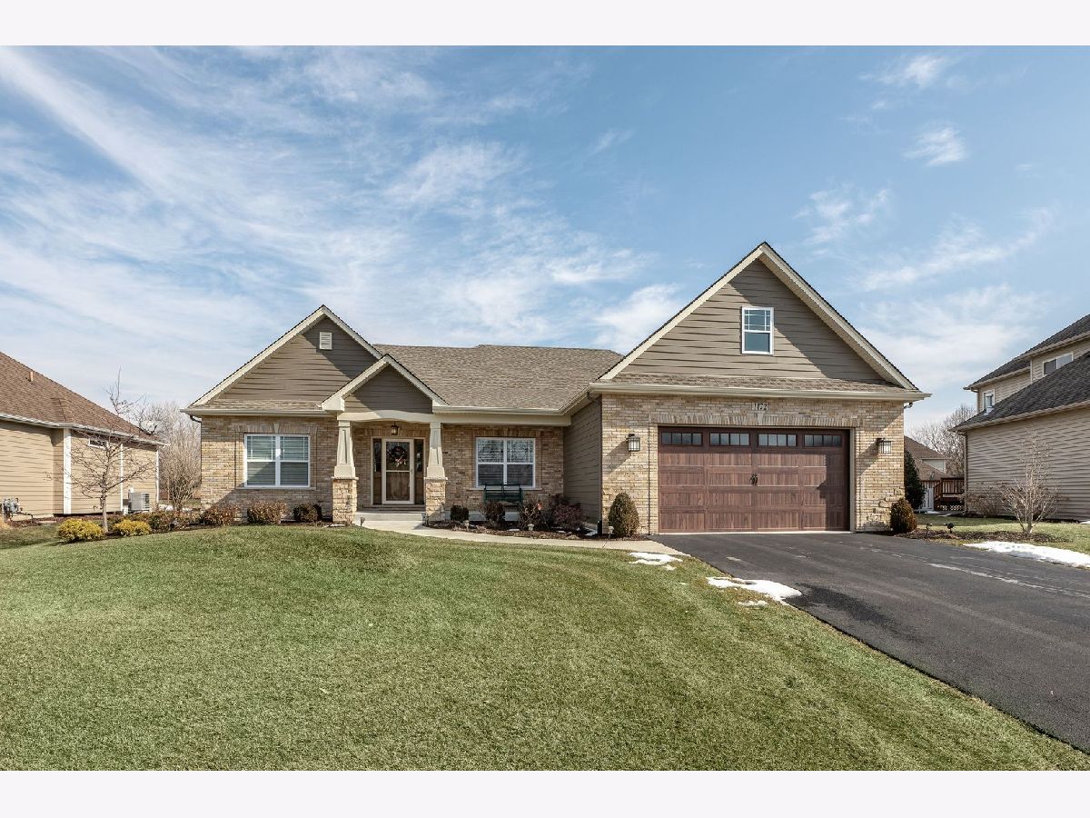 Homes Sold Blackberry Woods Yorkville Illinois, 1172 Cody