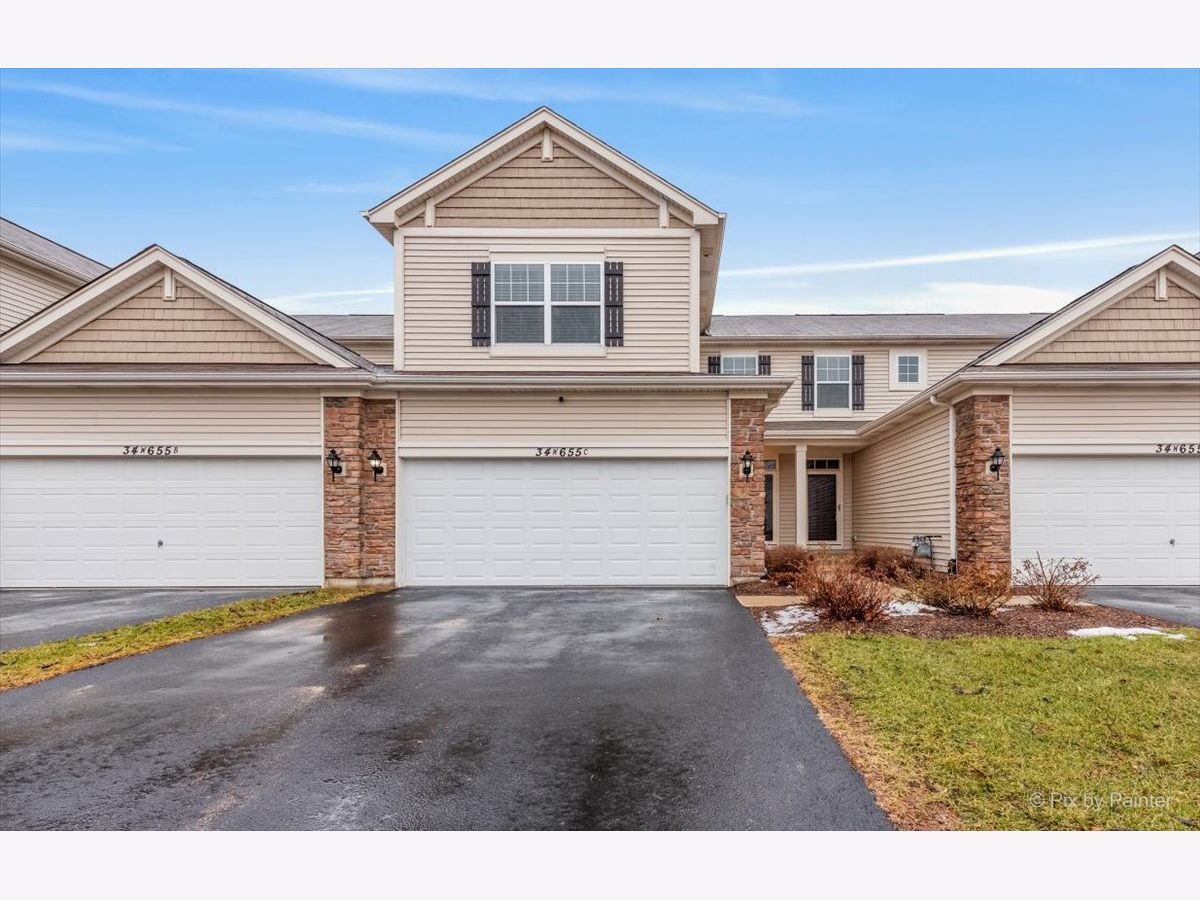 Townhomes & Homes Rented Whitmore Place St Charles Illinois, 34W655 Roosevelt