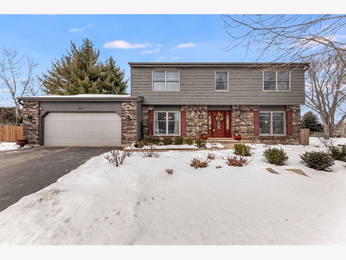 Homes & Condominiums Sold Village Green Naperville Illinois, 113 Coventry