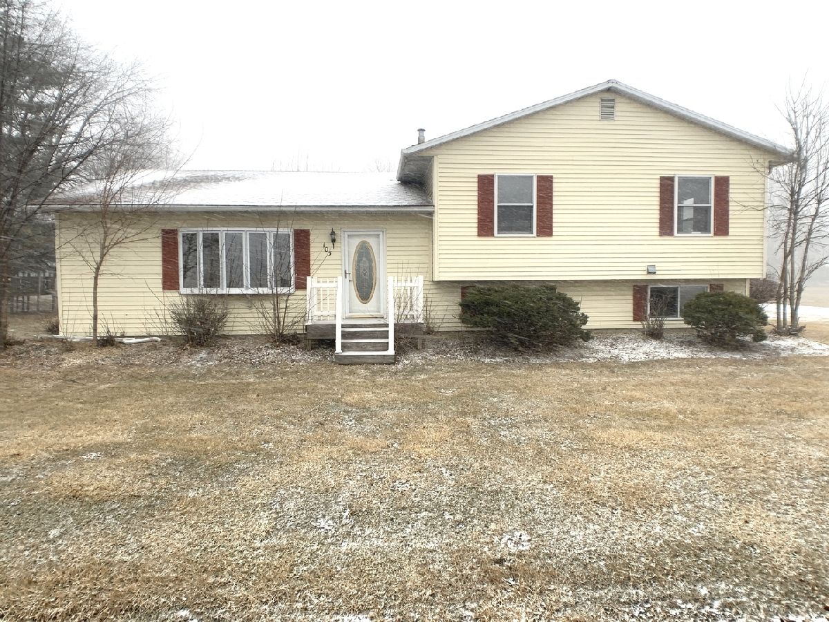  Sold Malden Illinois, 103 Cherry