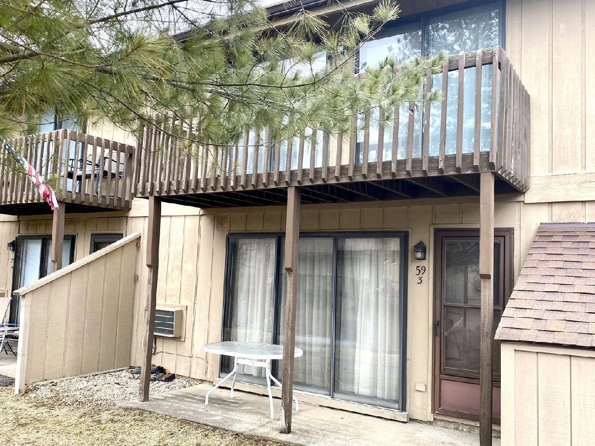 Vacation Village Fox Lake IL, Condos & Townhomes For Sale & For Rent