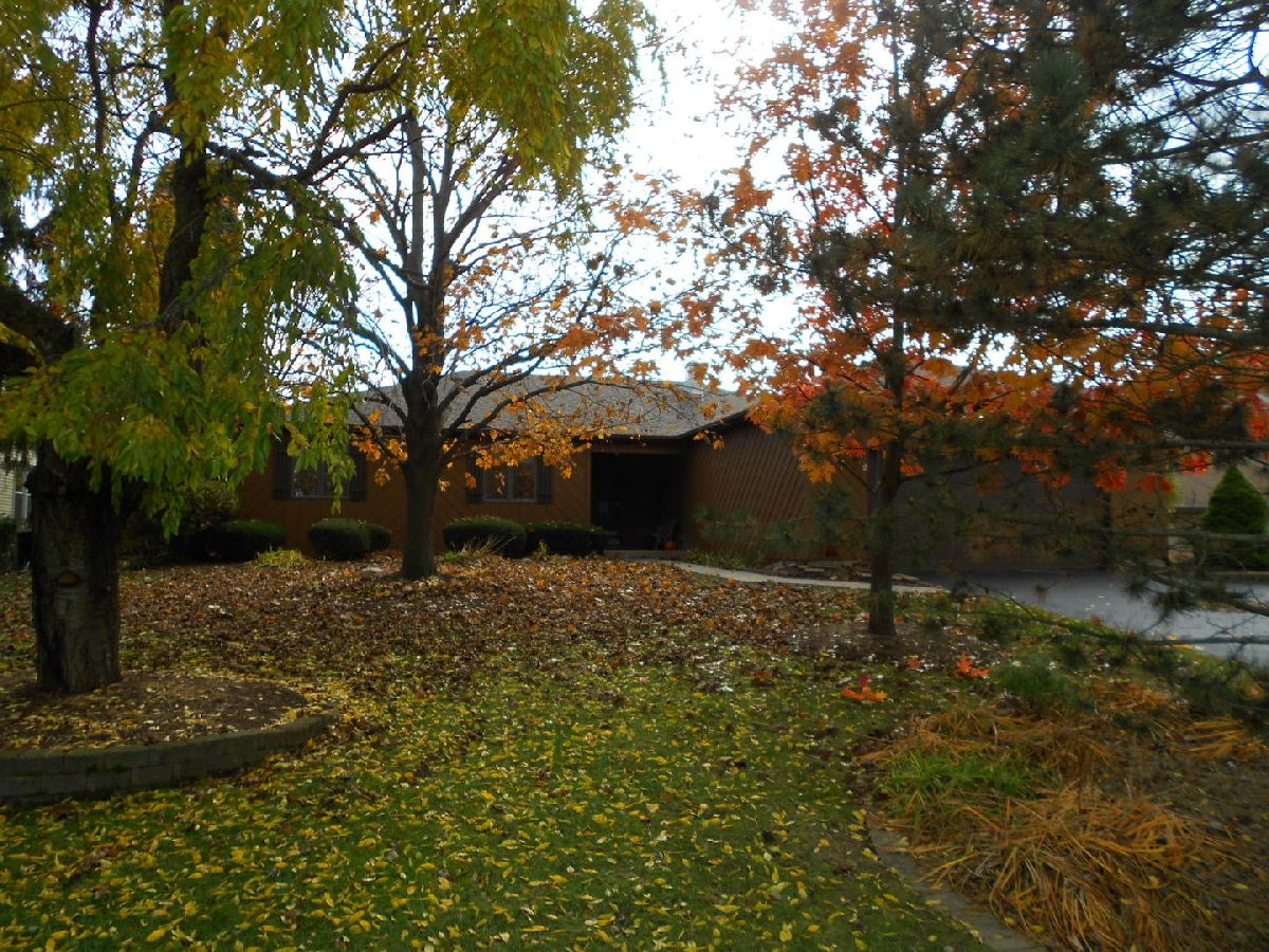 Homes Rented Country Trails Gurnee Illinois, 4267 Shadowrock