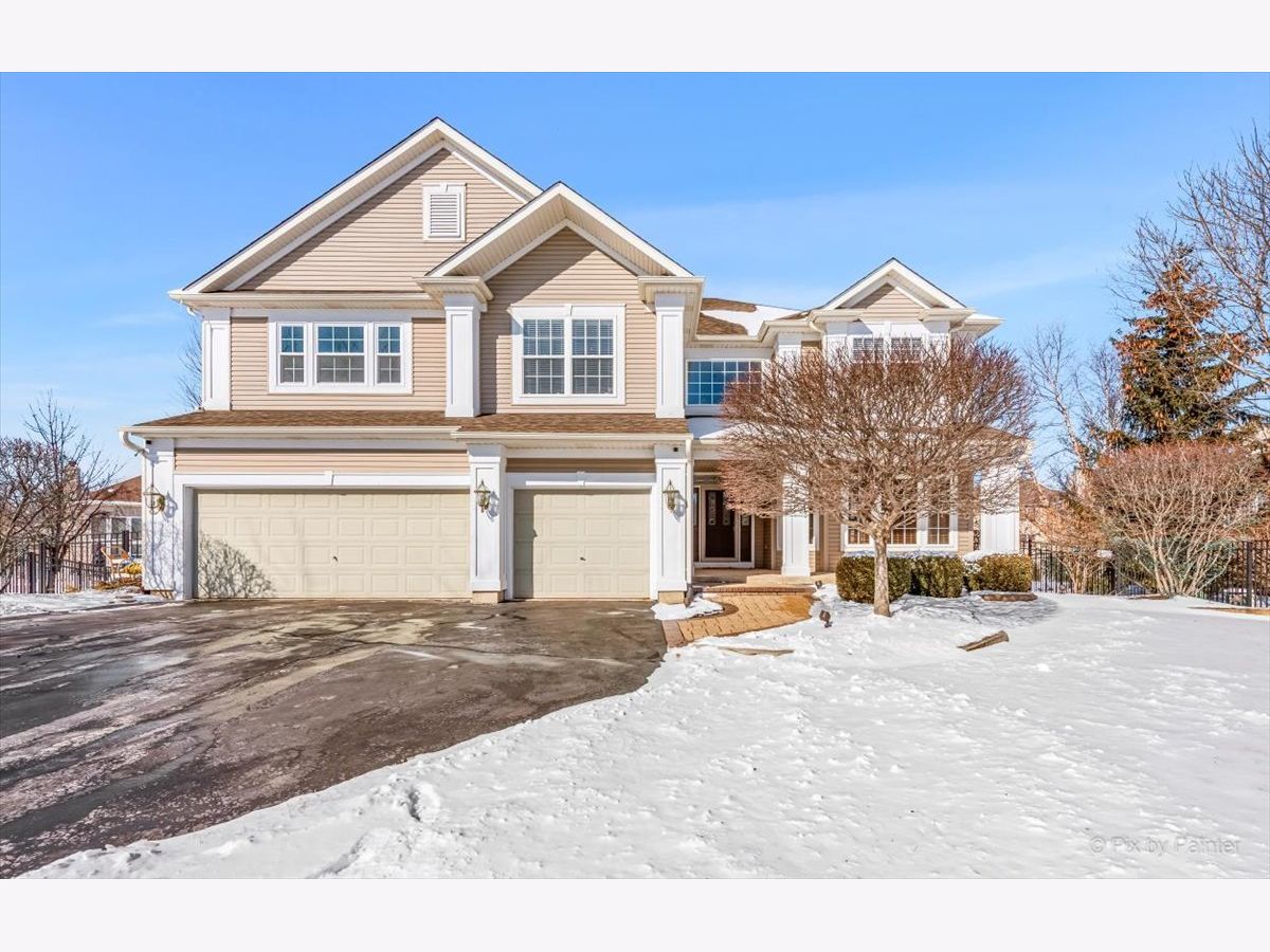 Homes & Condos & Townhomes Sold Timber Glen Gilberts Illinois, 214 Glenbrook