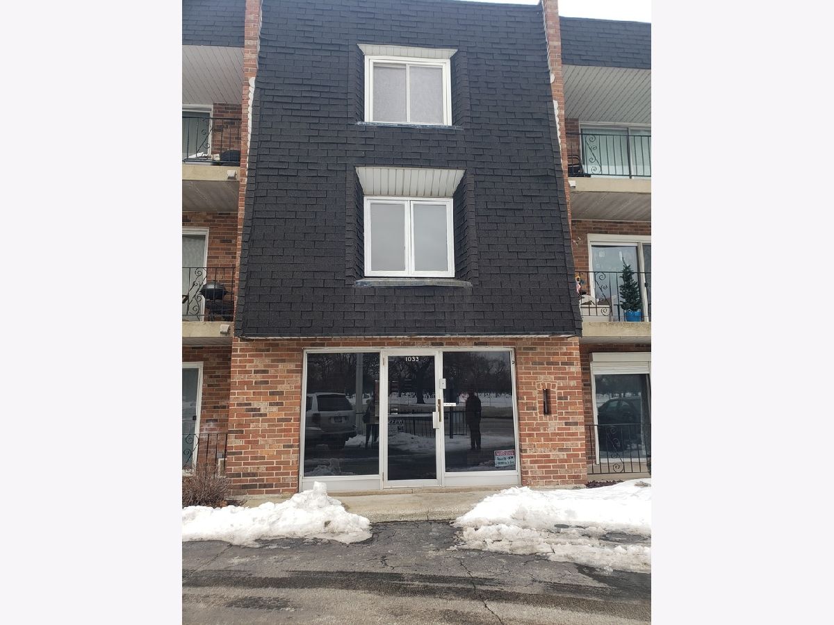 Condominiums Sold Burnham Woods Calumet City Illinois, 1033 Burnham