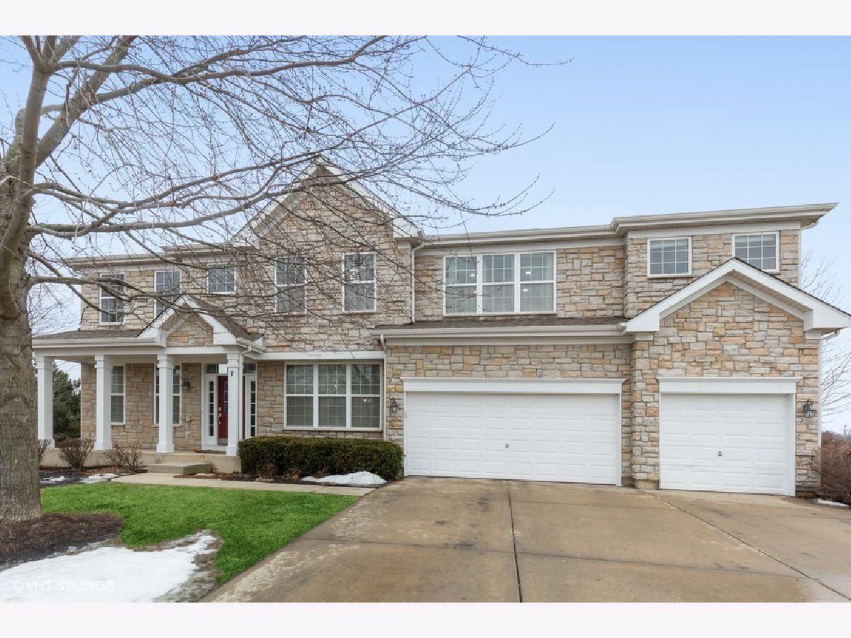 Homes Sold Cheswick Place Lake In The Hills Illinois, 7 Birchwood