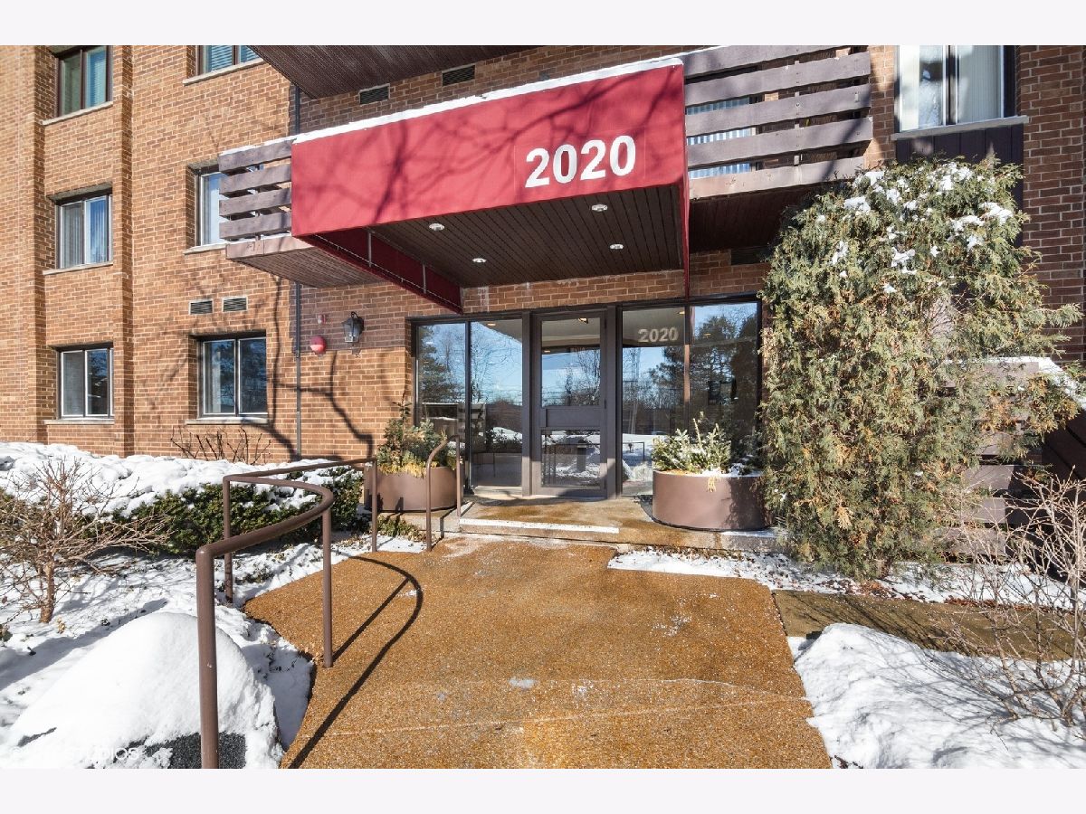 Condominiums Sold Valley Lo Towers Glenview Illinois, 2020 Chestnut