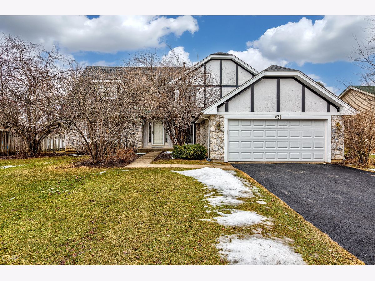 Homes Sold Royal Hill Algonquin Illinois, 831 Mayfair