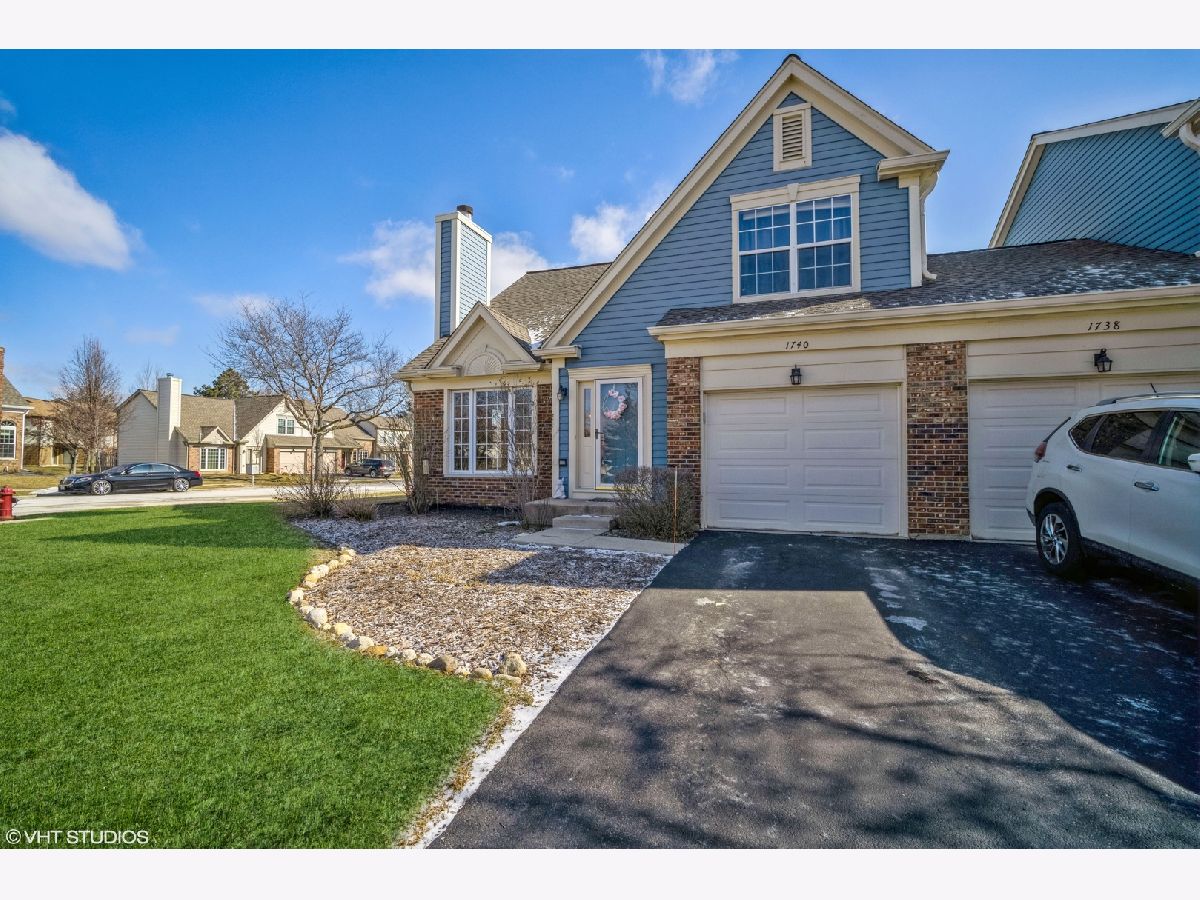 Townhomes Sold Newport Village Arlington Heights Illinois, 1740 Portsmith