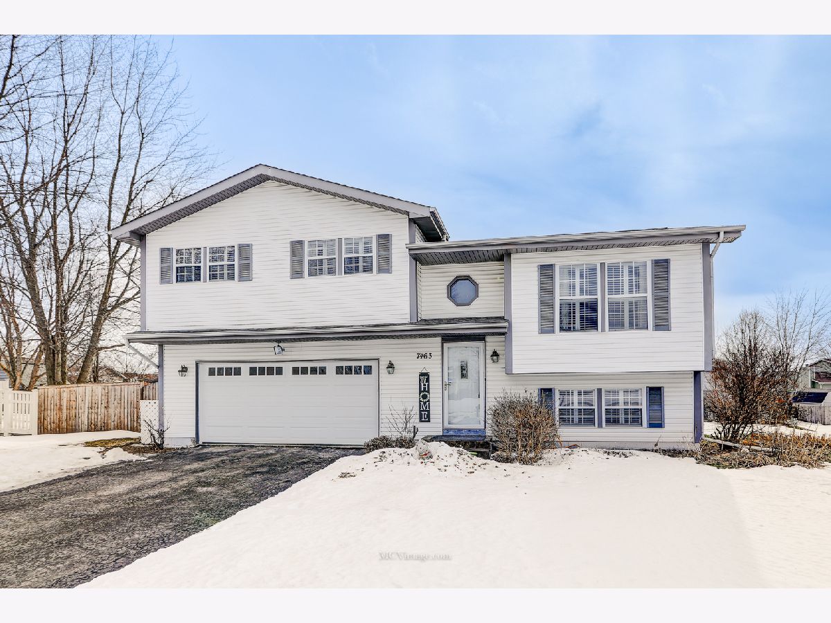 Homes & Condos & Townhomes Sold Highlands Frankfort Illinois, 7463 Tartan