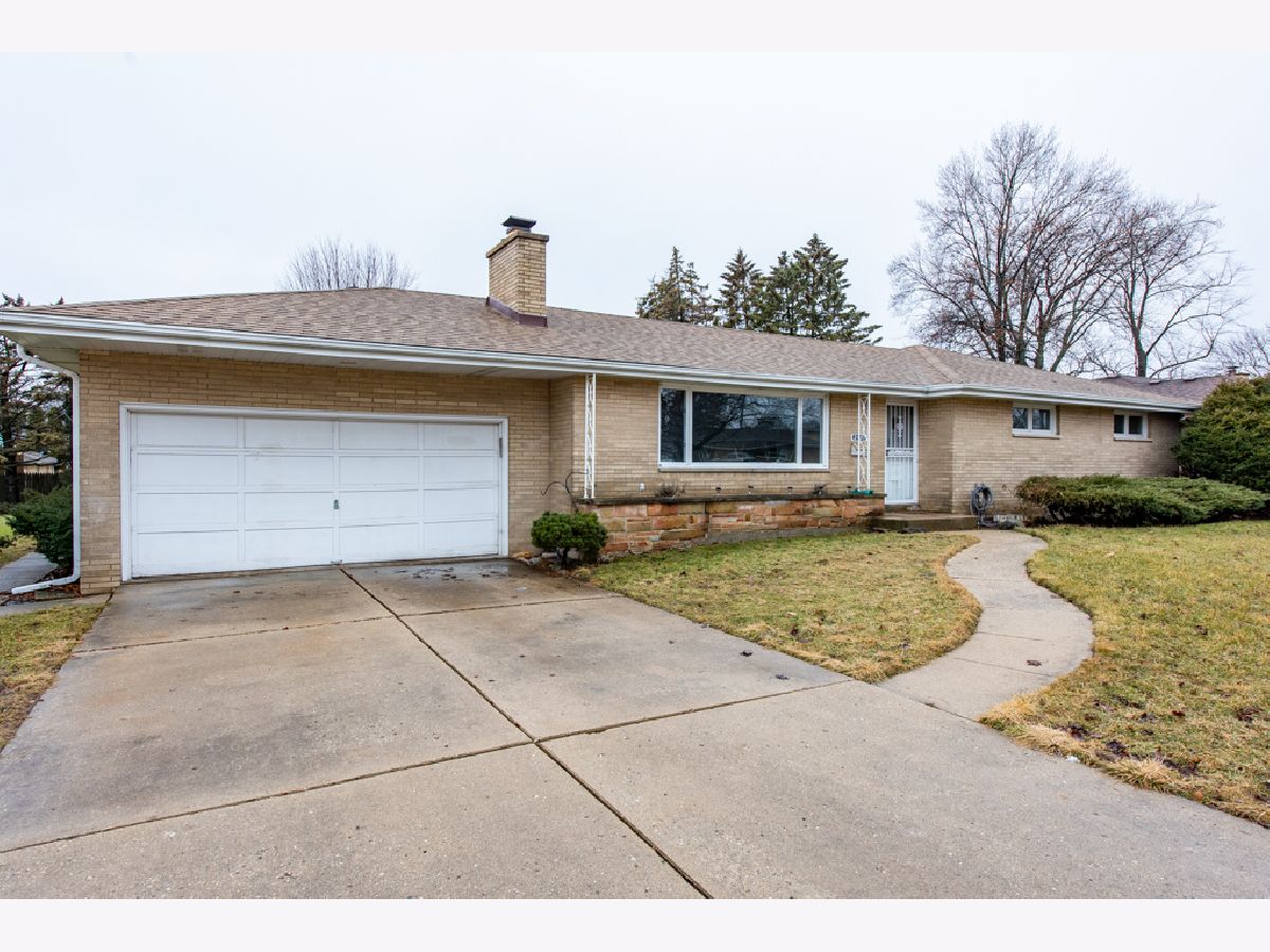 Homes Sold Drobnick Estates Waukegan Illinois, 2411 Pearsall