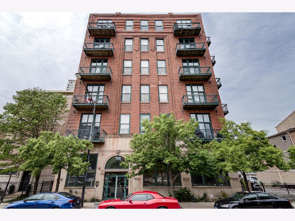 Condominiums Sold Bicycle Station Lofts Chicago Illinois, 1632 Indiana