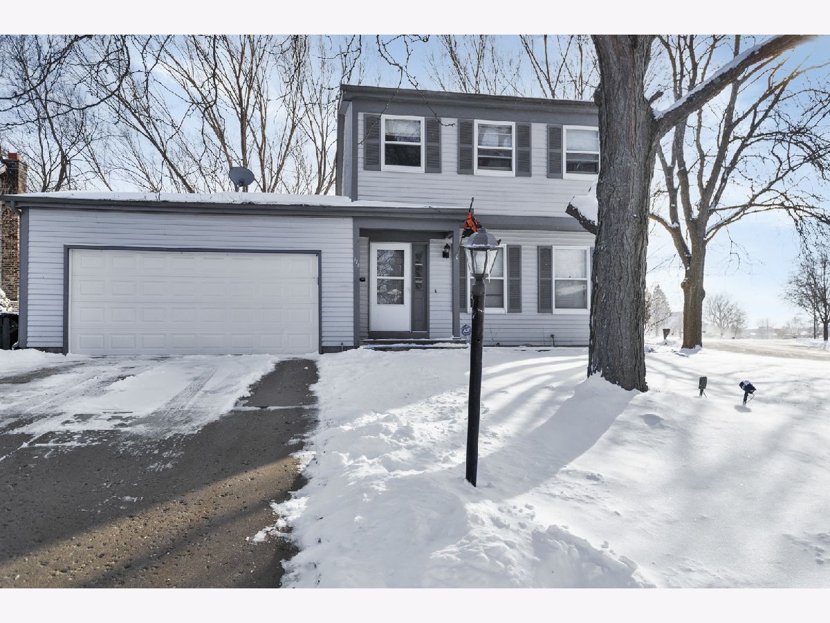 Homes Sold Settlers Lake Streamwood Illinois, 172 Abbeywood
