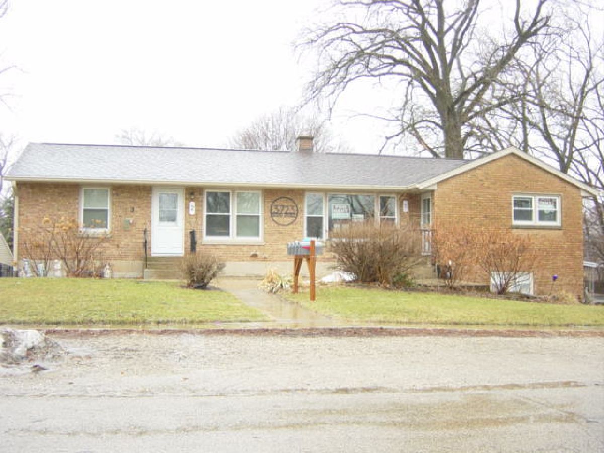 Homes Rented Millstream Mchenry Illinois, 3723 Grand
