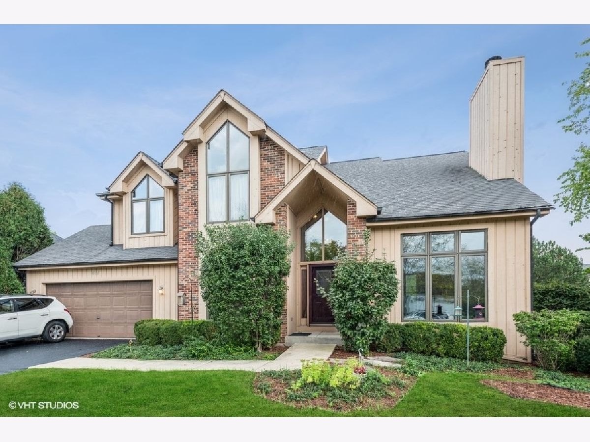 Homes Sold Hampton Hills West Chicago Illinois, 611 Persimmon