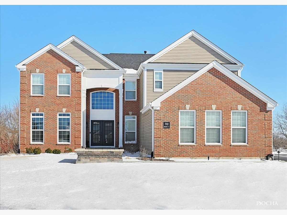 Homes Sold Linden Estates Aurora Illinois, 702 Moraine