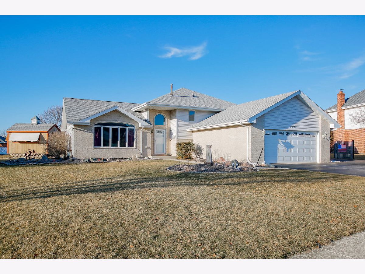 Homes Sold Chadwick New Lenox Illinois, 739 Lexington