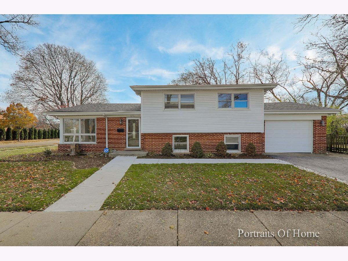 Homes Sold Arlington Manor Arlington Heights Illinois, 803 Miner