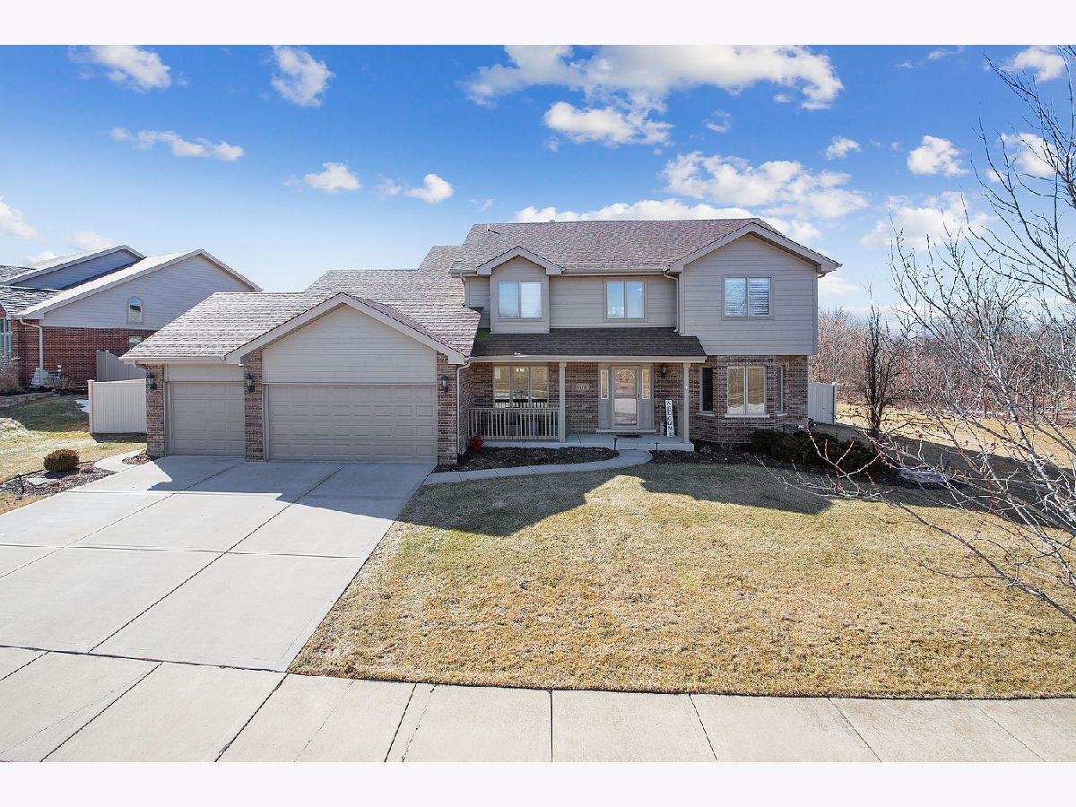 Townhomes & Homes Sold Brookside Meadows Tinley Park Illinois, 19716 Longmeadow