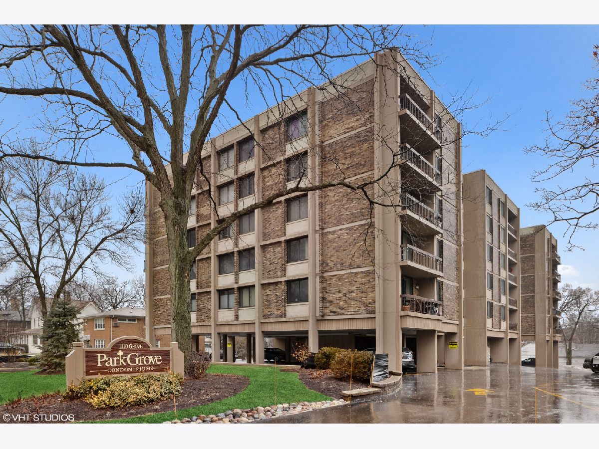 Condominiums Sold Park Grove Downers Grove Illinois, 1110 Grove