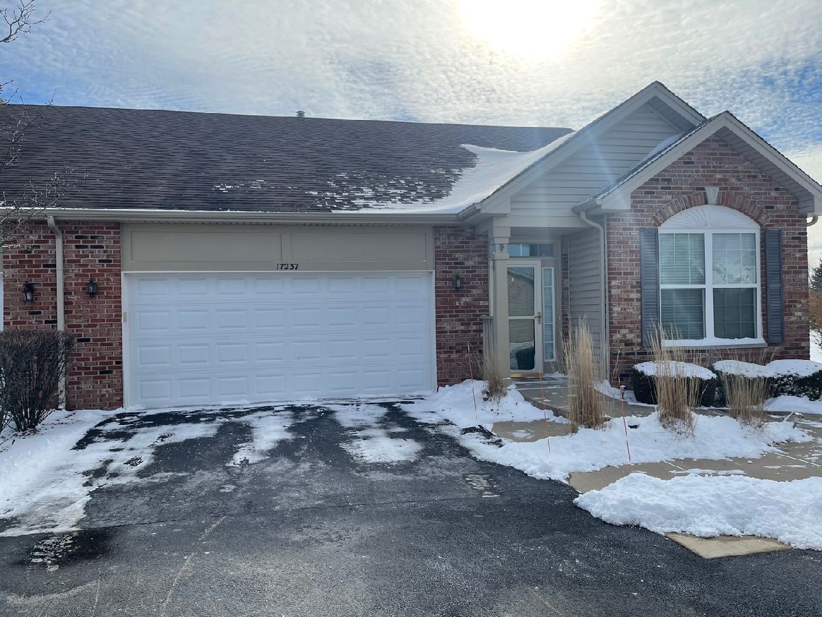 Lago Vista Lockport IL, Homes & Townhomes & Condos For Sale & For Rent