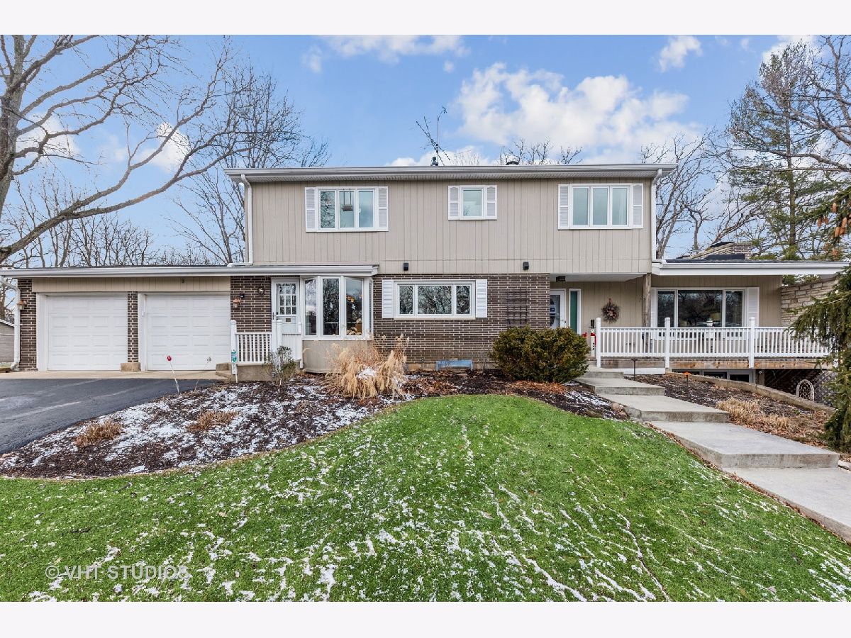 Homes Sold Countryside Lake Mundelein Illinois, 26222 Hickory