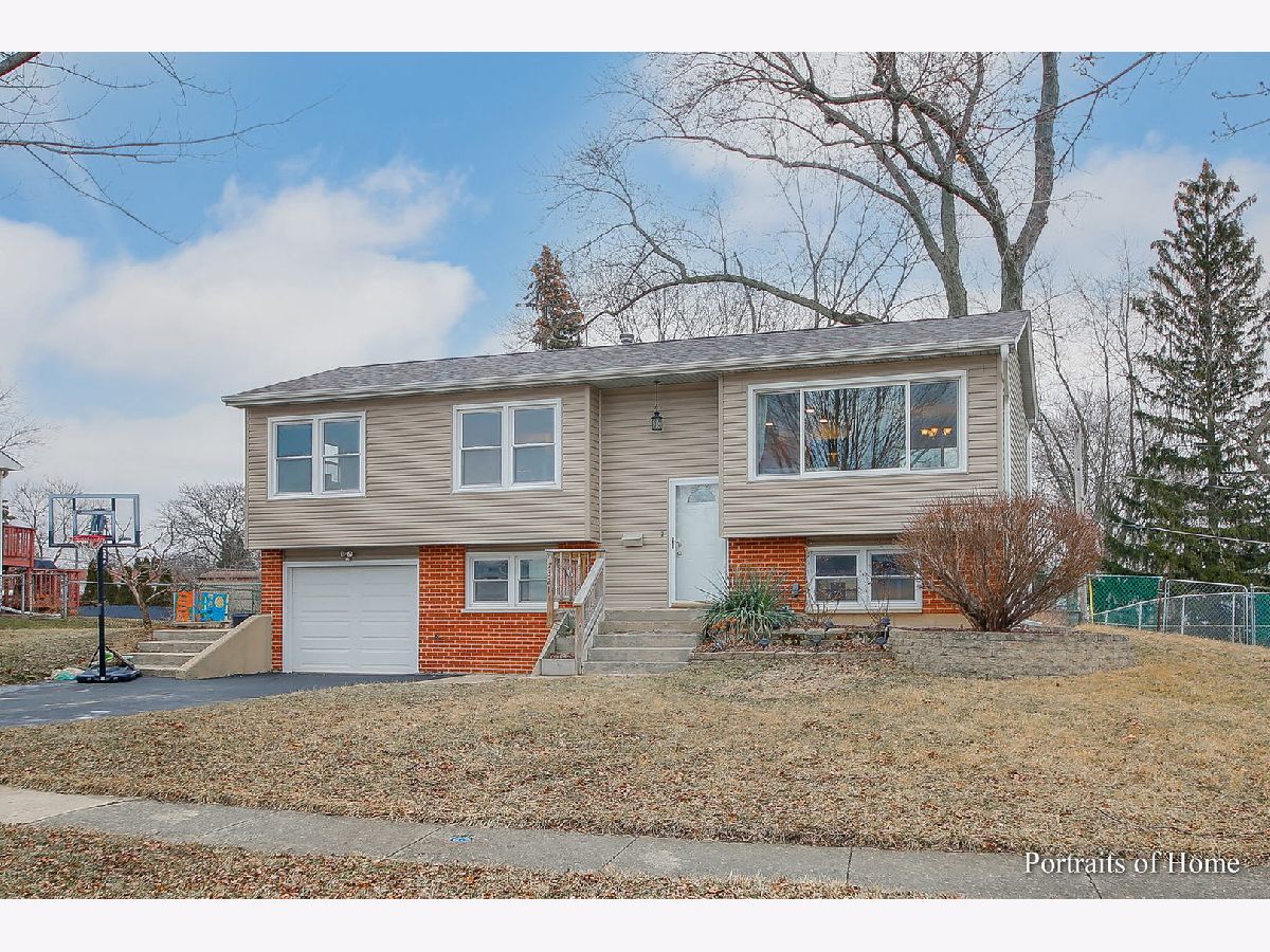 Homes Sold Highlands Woodridge Illinois, 7321 Larchwood